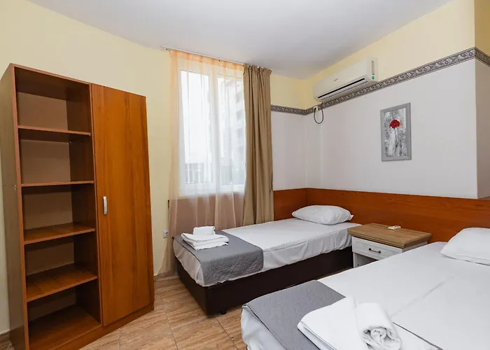 Favorit Aparthotel