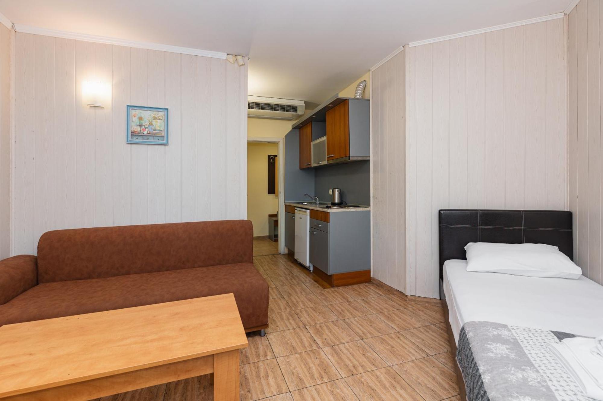 Aparthotel Favorit