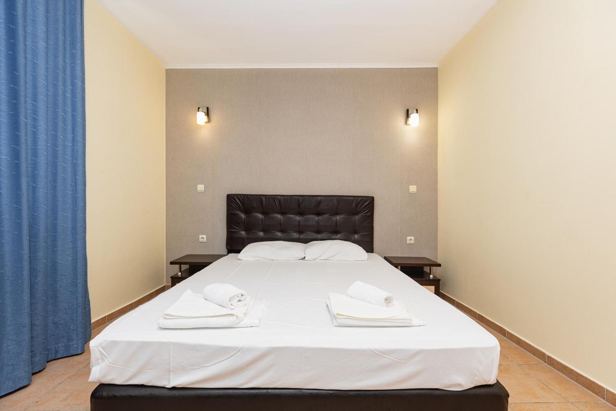 Favorit Aparthotel 3*