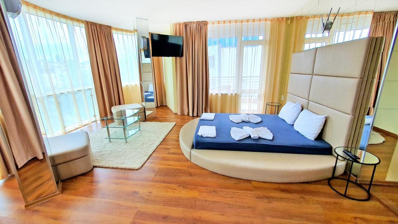Apart Otel Favorit 3*