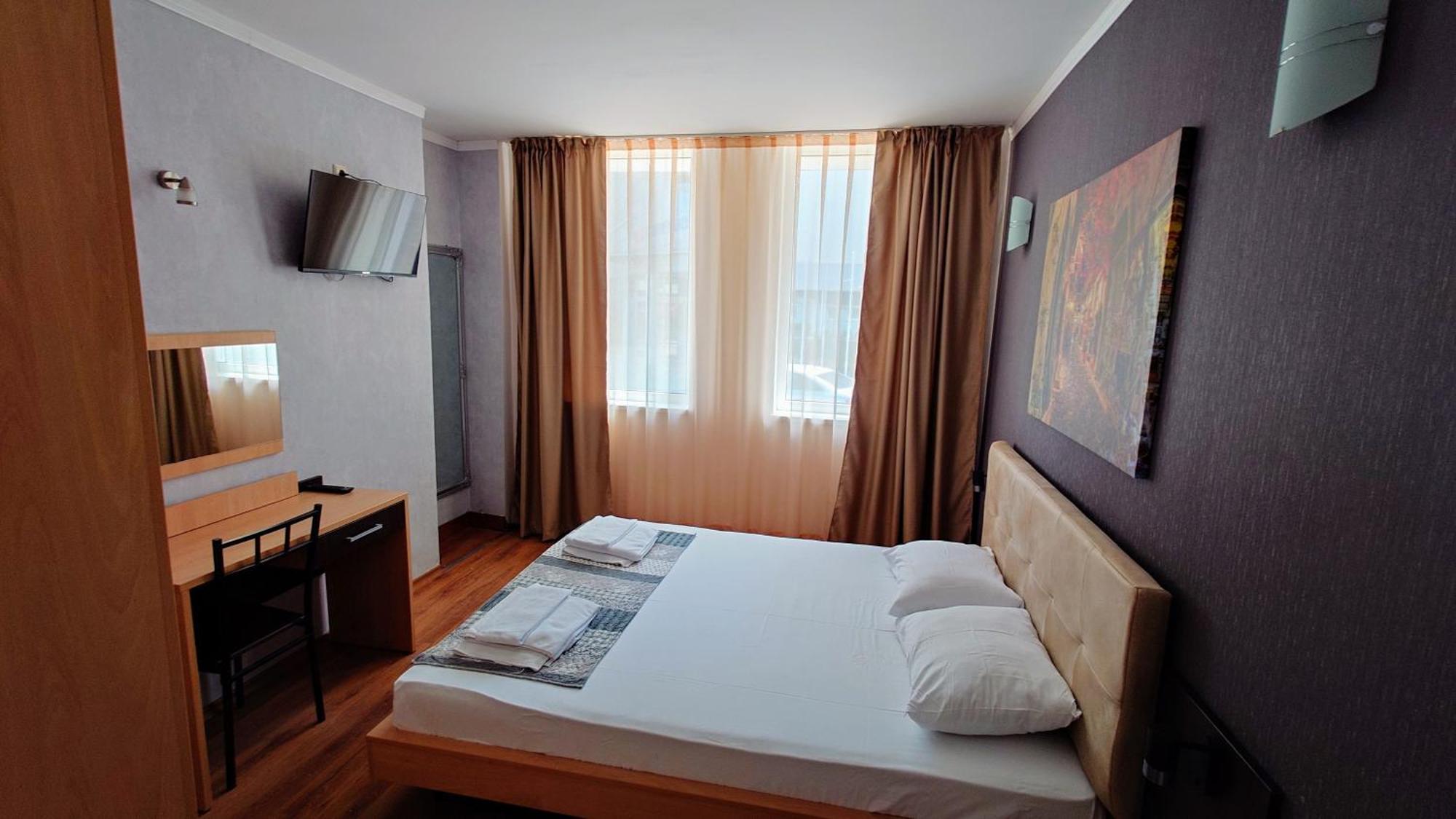 Favorit Apart Otel 3*